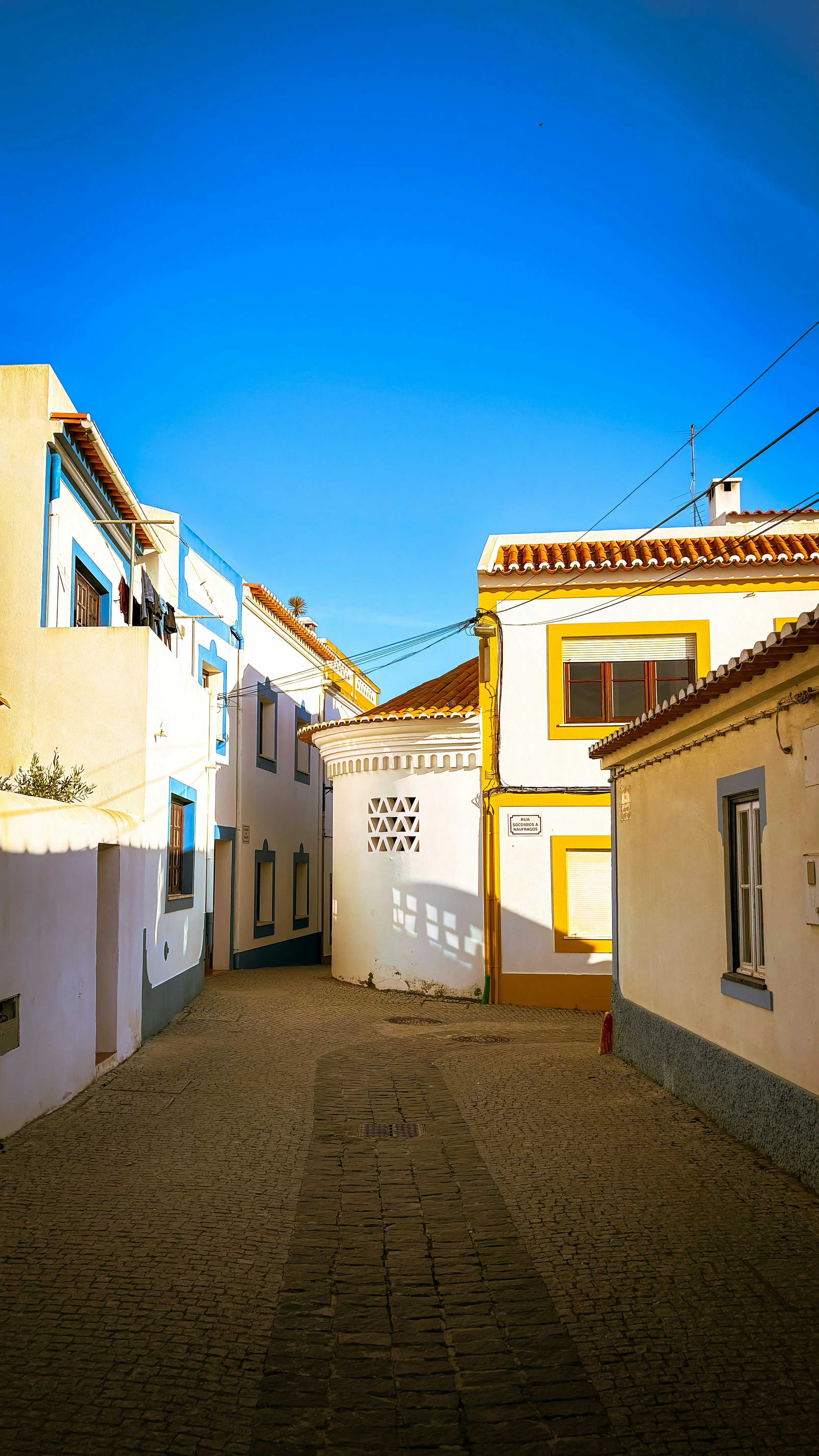 Aldeia de Porto Côvo na Costa Vicentina, perto da Quinta dos Citrinos